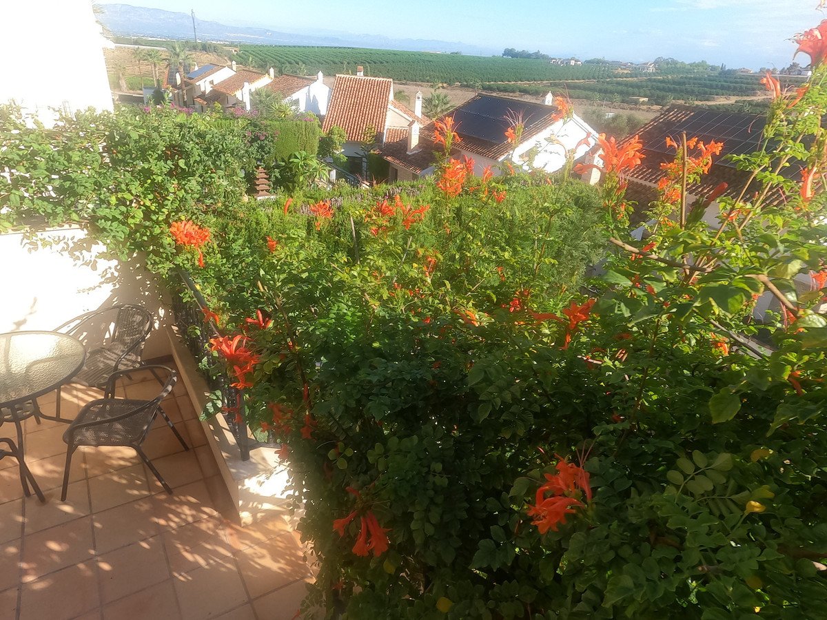 2 Bed Bungalow in La Finca Golf