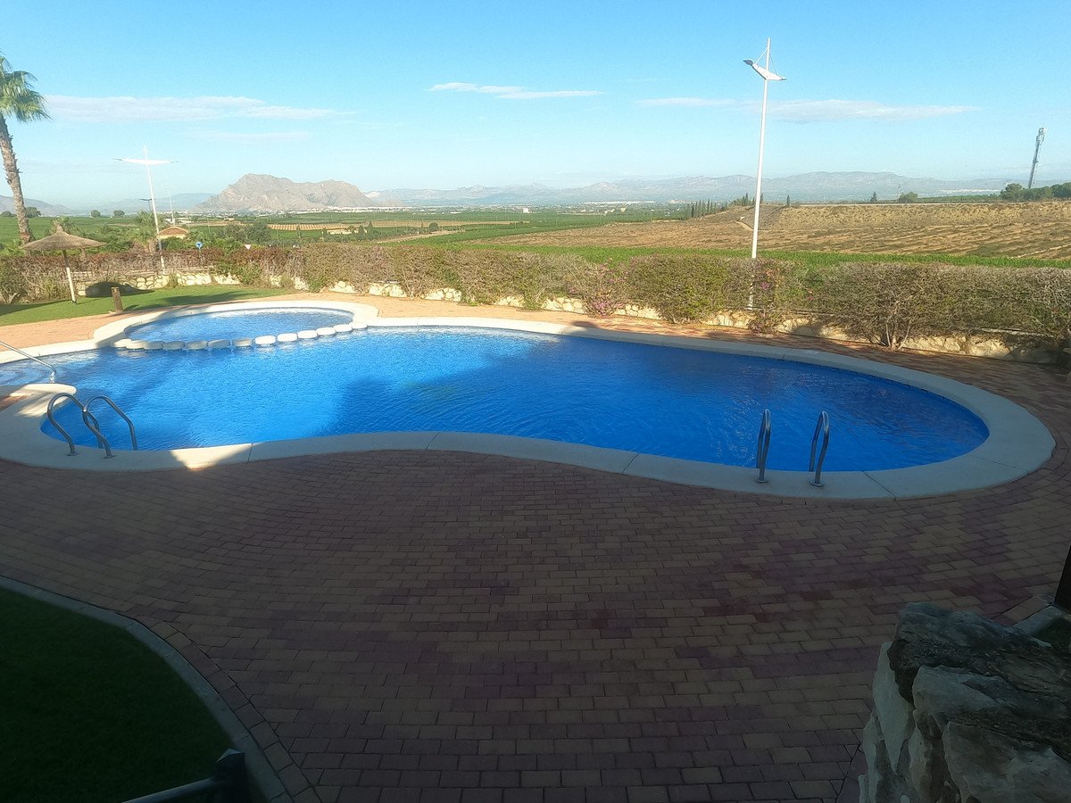 2 Bed Bungalow in La Finca Golf