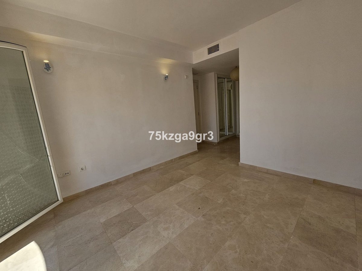 2 Bed Ground Floor Apartment in Calahonda