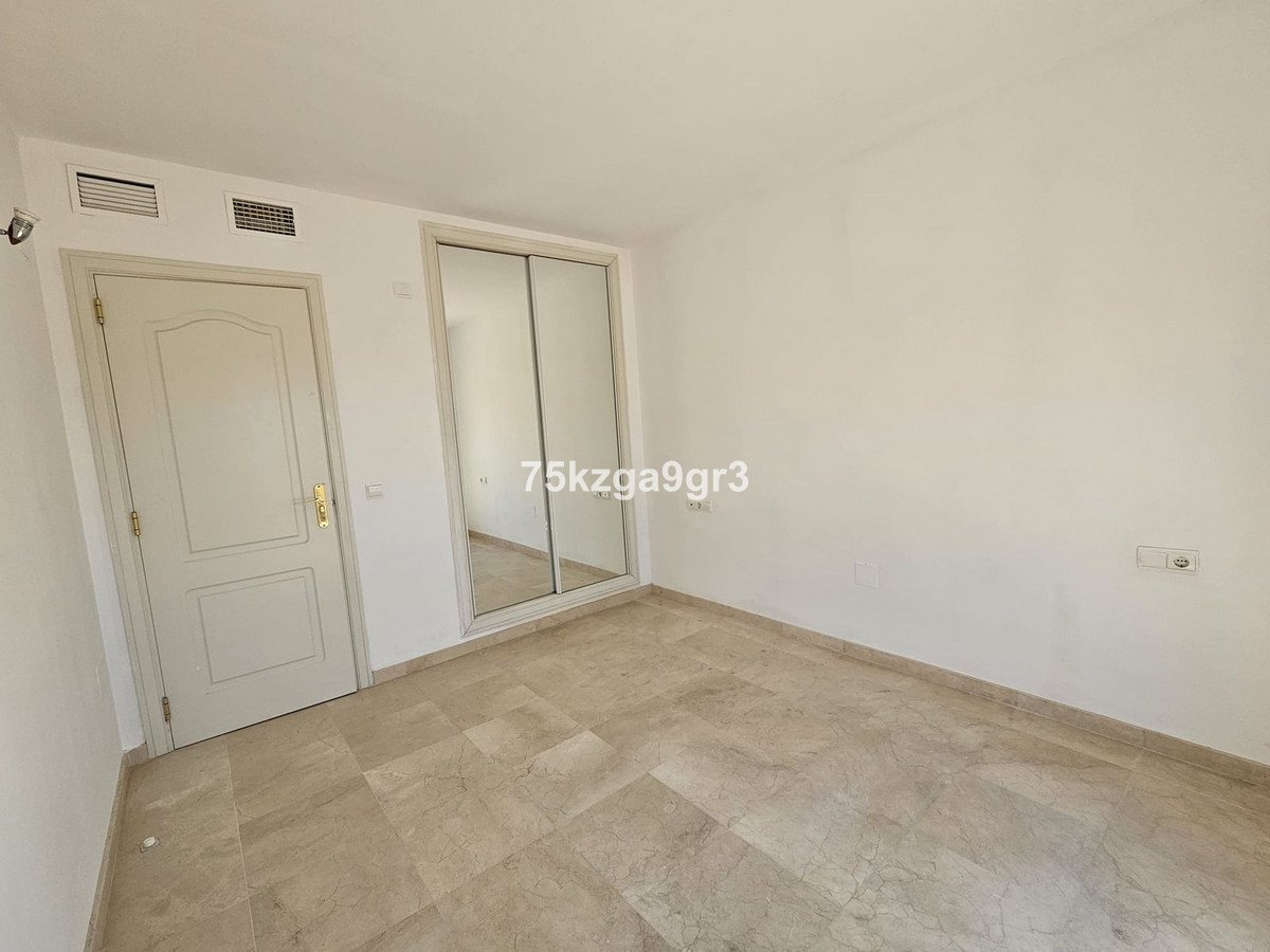 2 Bed Ground Floor Apartment in Calahonda