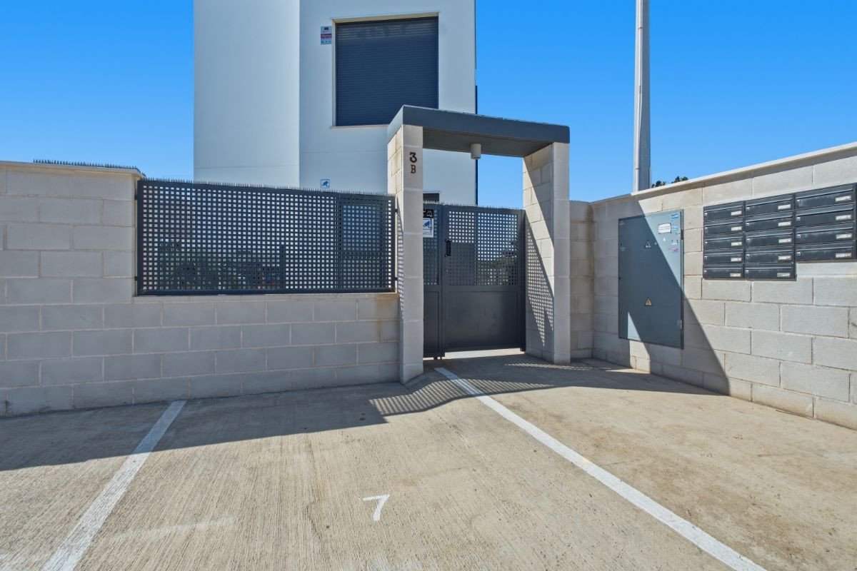 2 Bed Ground Floor Apartment in Punta Prima