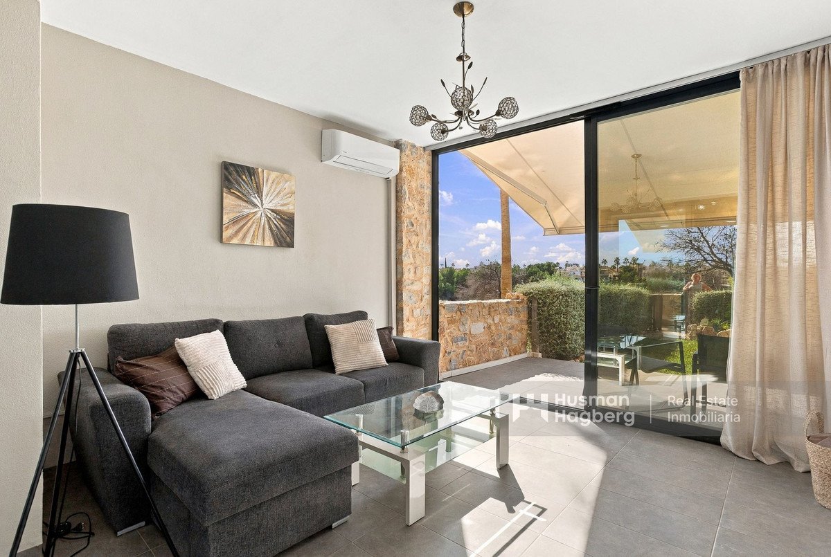 2 Bed Middle Floor Apartment in Campoamor