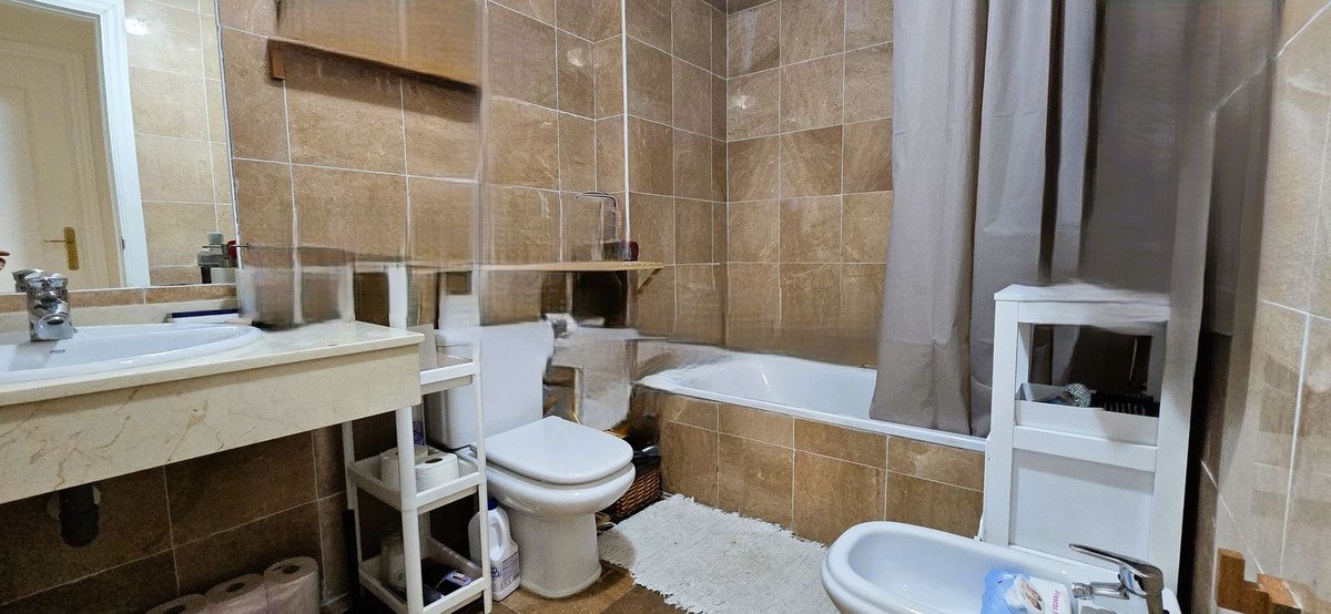 2 Bed Ground Floor Apartment in Elviria