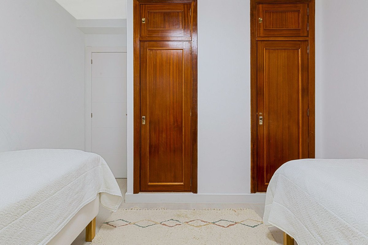 2 Bed Middle Floor Apartment in Torreblanca