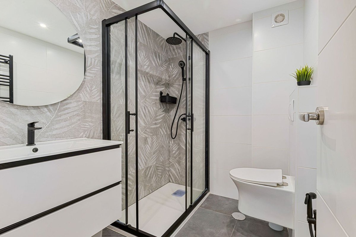 2 Bed Middle Floor Apartment in Torreblanca