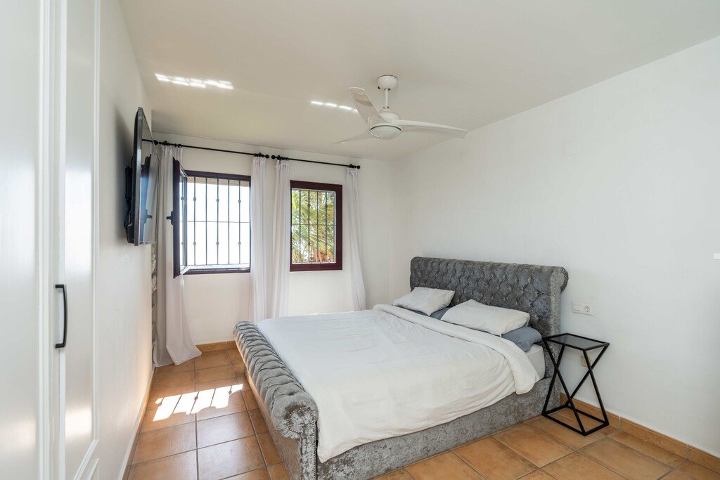 2 Bed Duplex in Calahonda