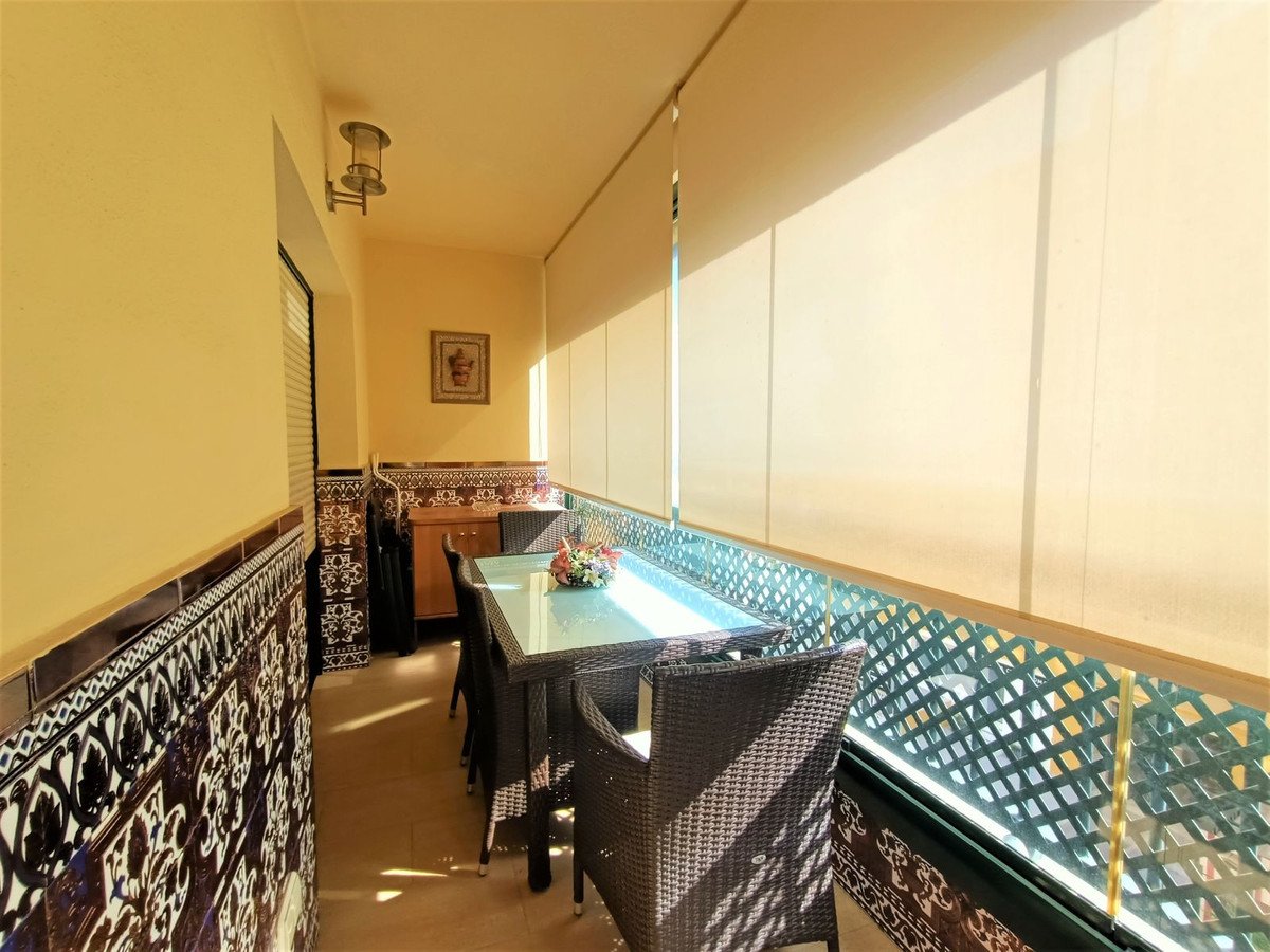 3 Bed Middle Floor Apartment in San Pedro de Alcántara