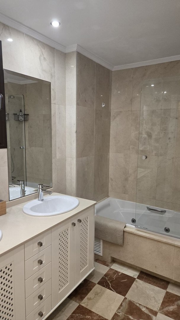 2 Bed Ground Floor Apartment in Sotogrande Marina