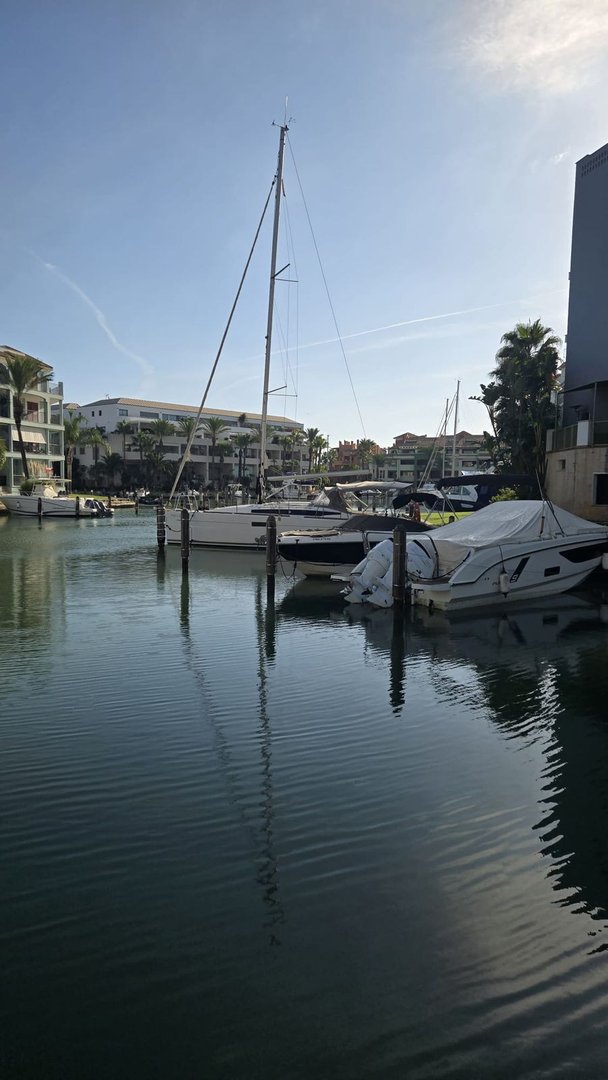 2 Bed Ground Floor Apartment in Sotogrande Marina