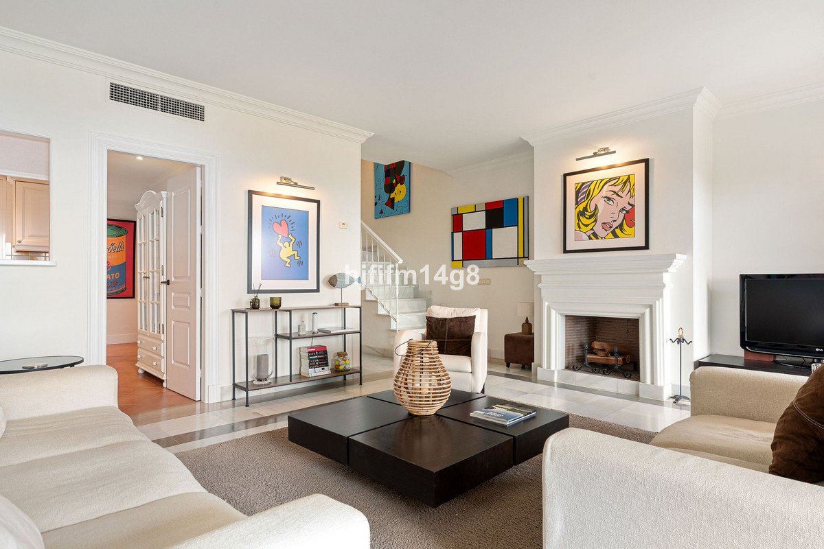 3 Bed Townhouse in Monte Halcones