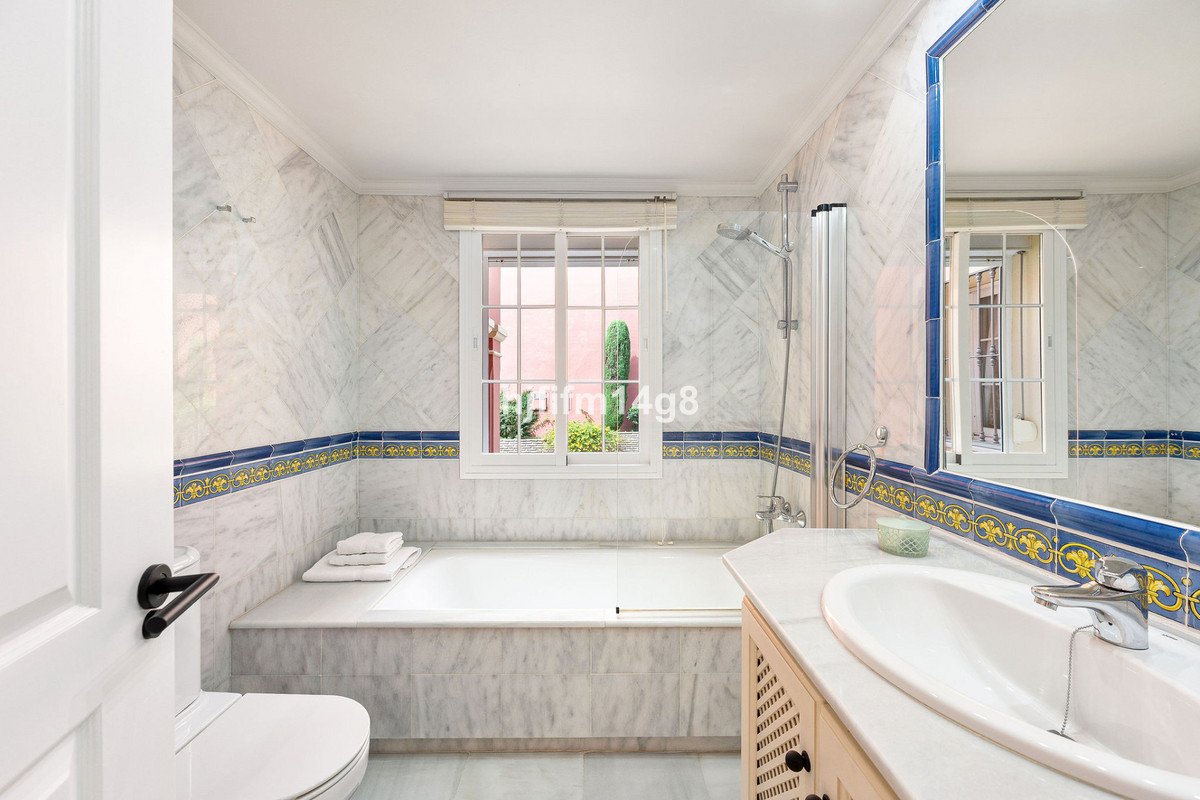 3 Bed Townhouse in Monte Halcones