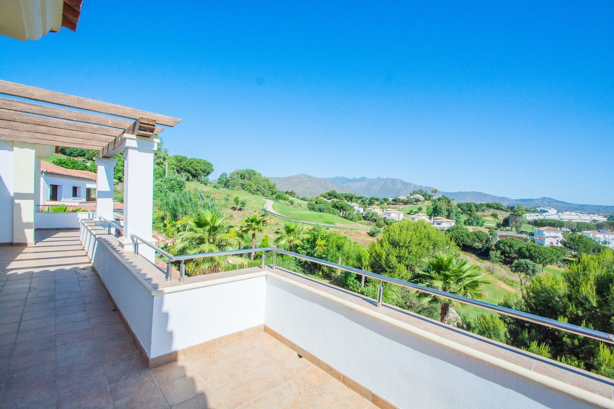 5 Bed Detached Villa in La Cala Golf