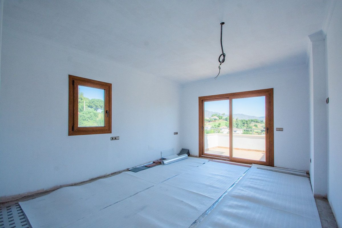 5 Bed Detached Villa in La Cala Golf
