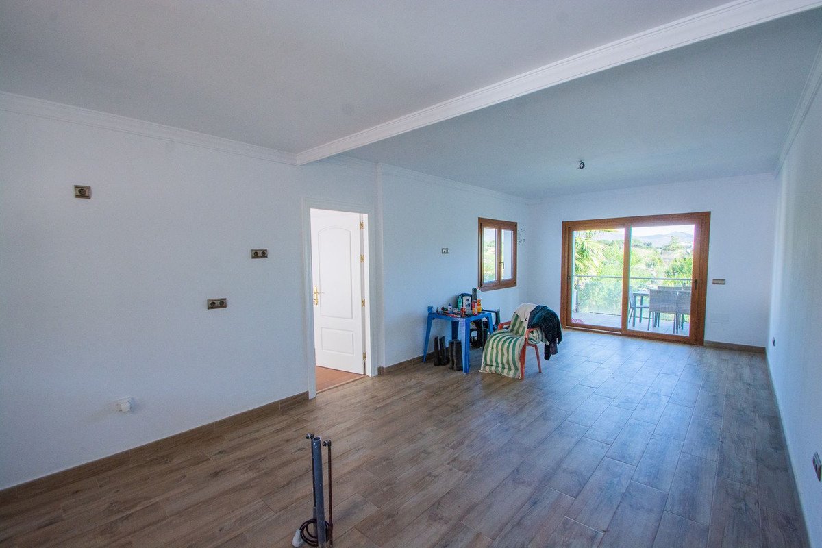 5 Bed Detached Villa in La Cala Golf