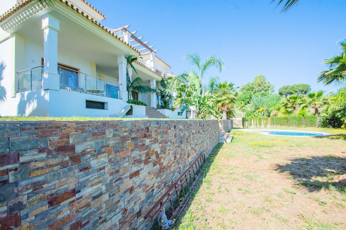 5 Bed Detached Villa in La Cala Golf
