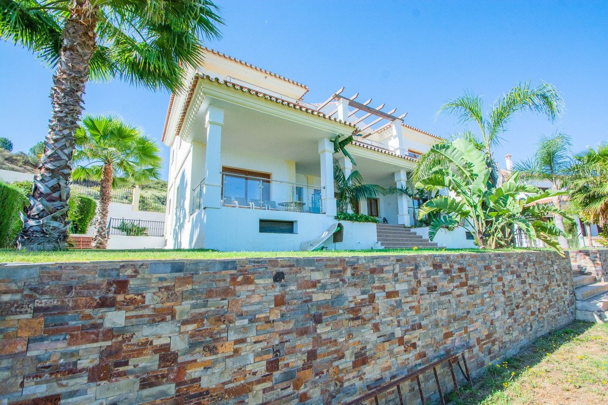 5 Bed Detached Villa in La Cala Golf