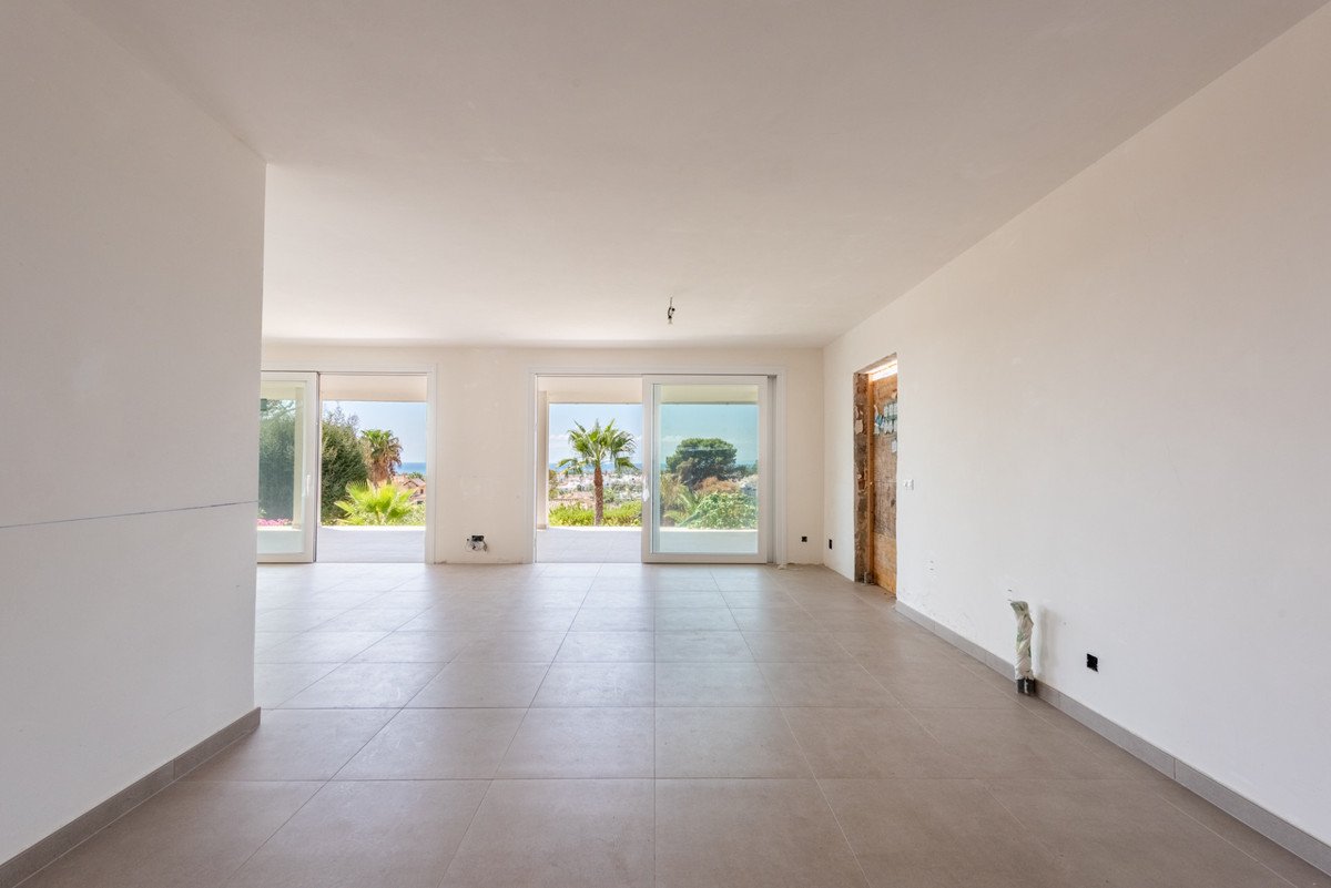 4 Bed Detached Villa in Atalaya