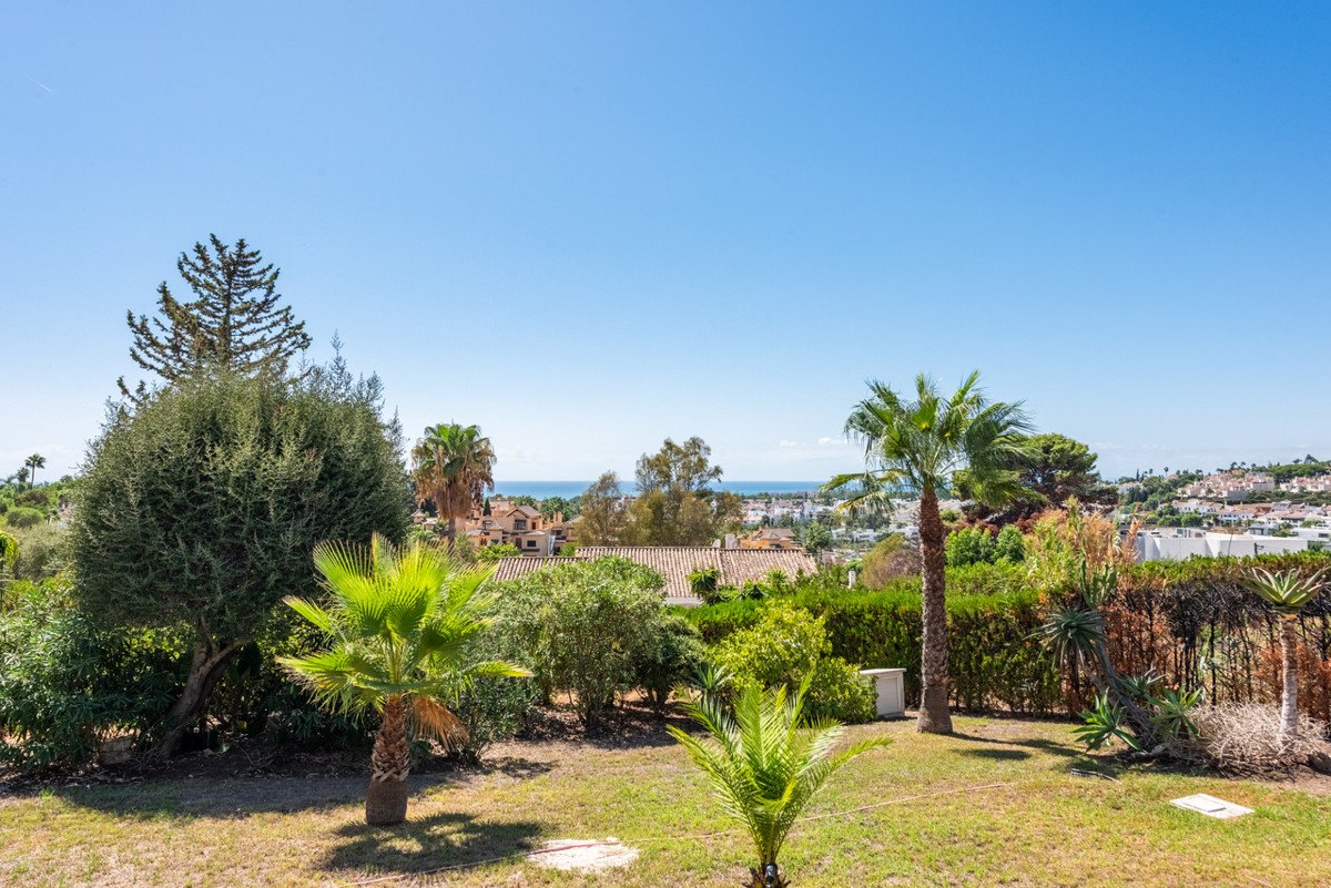 4 Bed Detached Villa in Atalaya