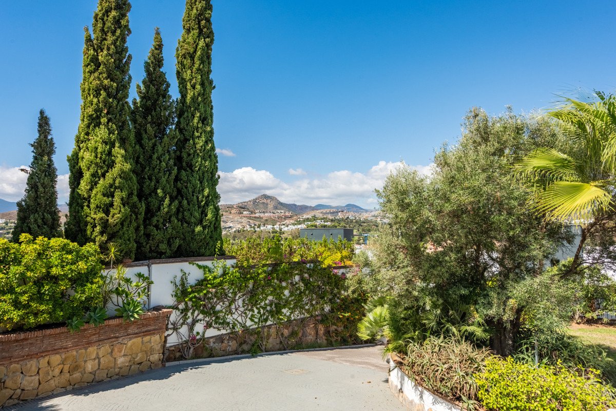 4 Bed Detached Villa in Atalaya
