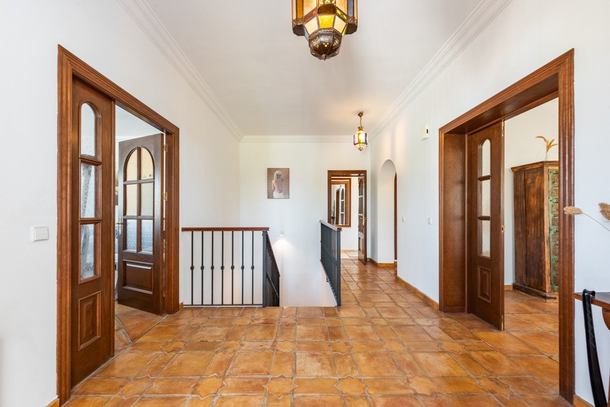 4 Bed Detached Villa in Atalaya
