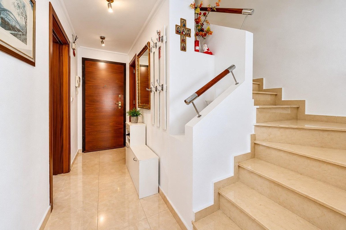2 Bed Penthouse in Lomas de Cabo Roig