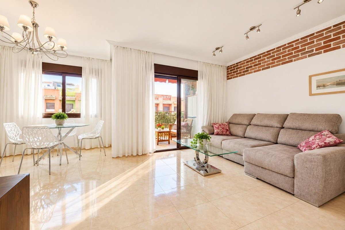 2 Bed Penthouse in Lomas de Cabo Roig