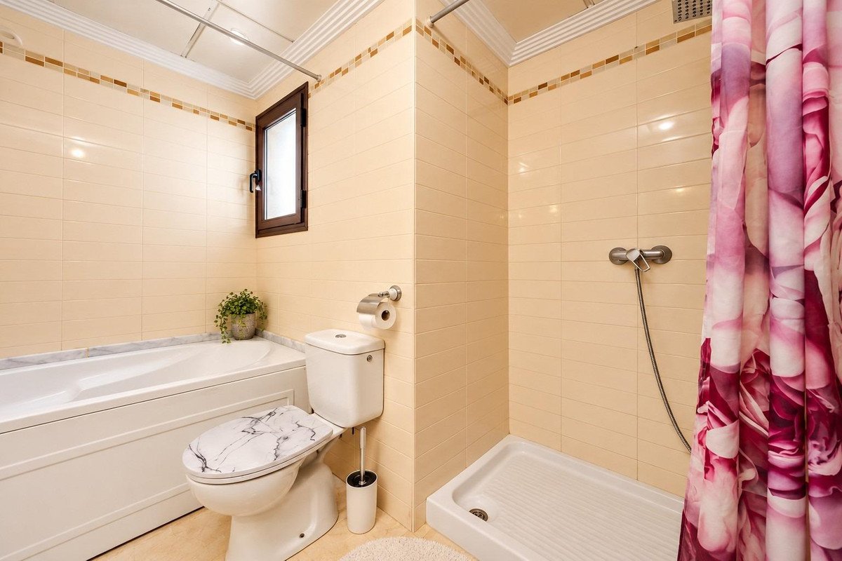 2 Bed Penthouse in Lomas de Cabo Roig