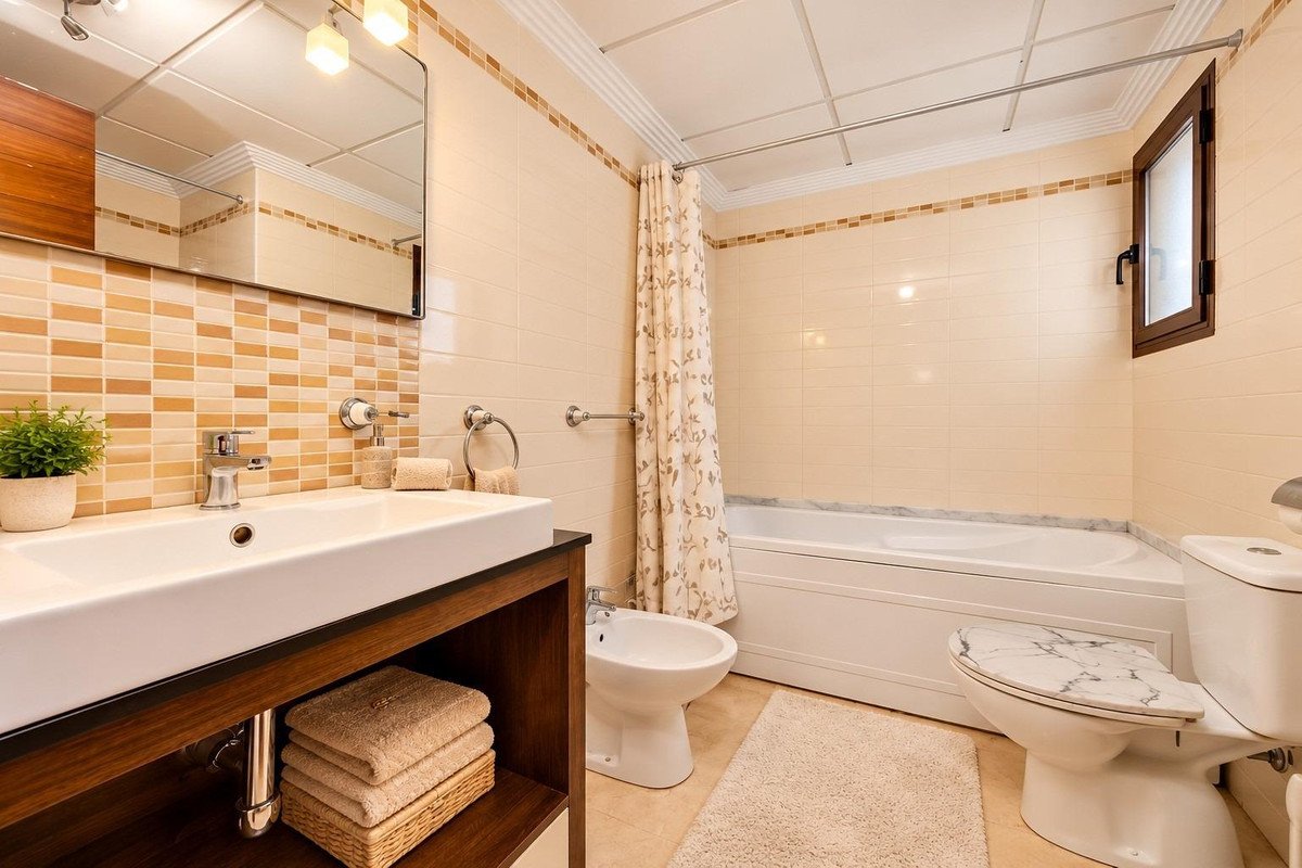 2 Bed Penthouse in Lomas de Cabo Roig