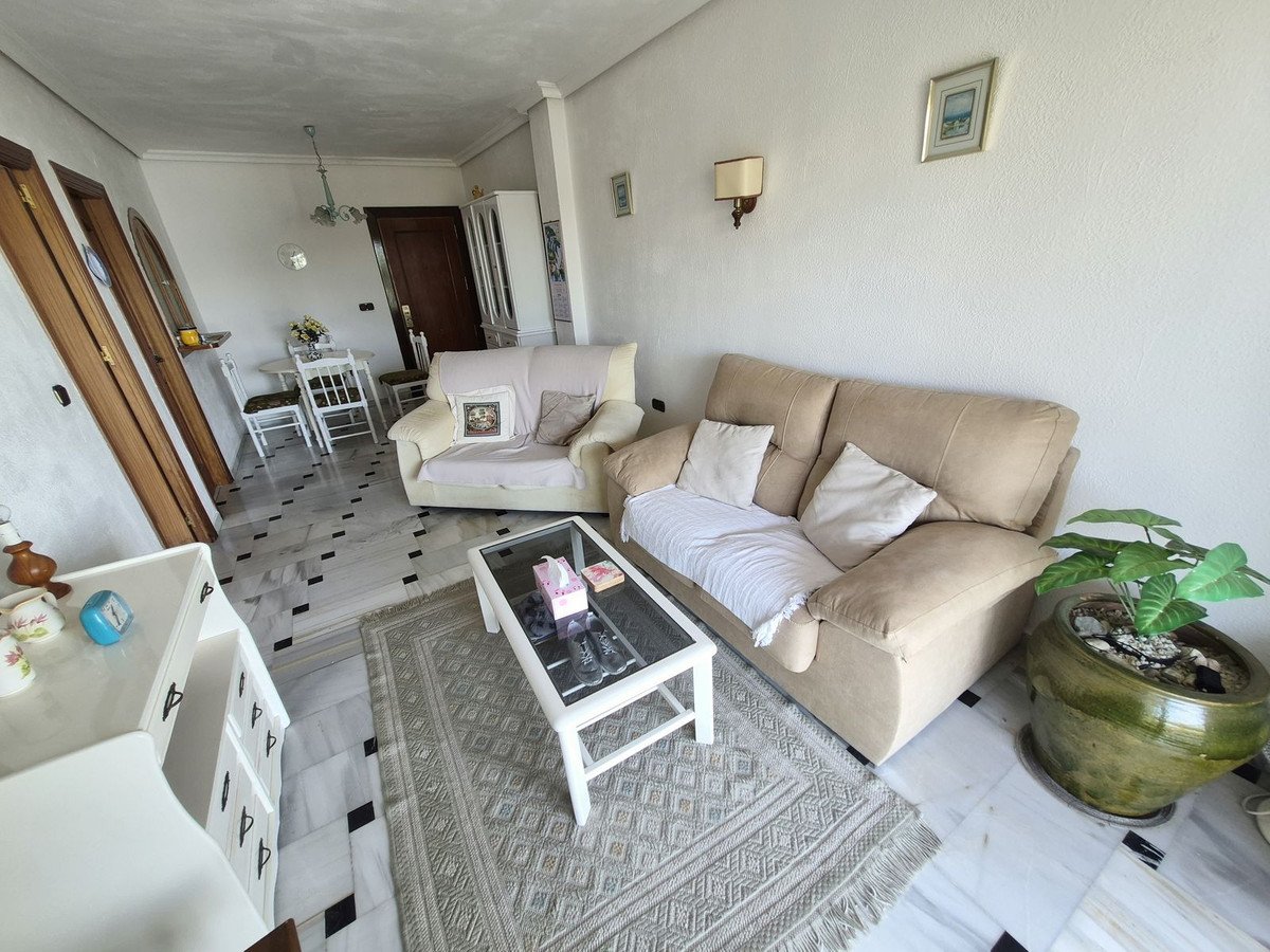 1 Bed Middle Floor Apartment in Riviera del Sol