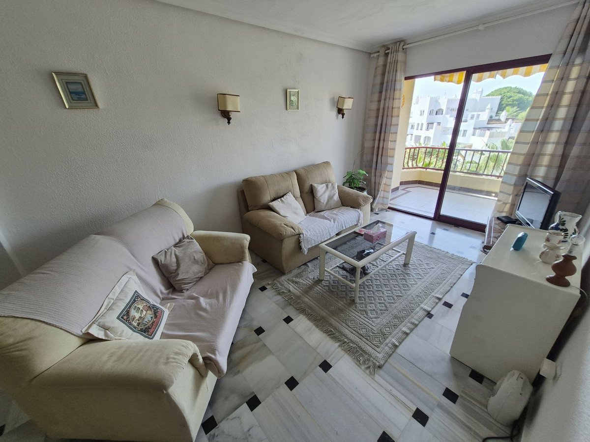 1 Bed Middle Floor Apartment in Riviera del Sol
