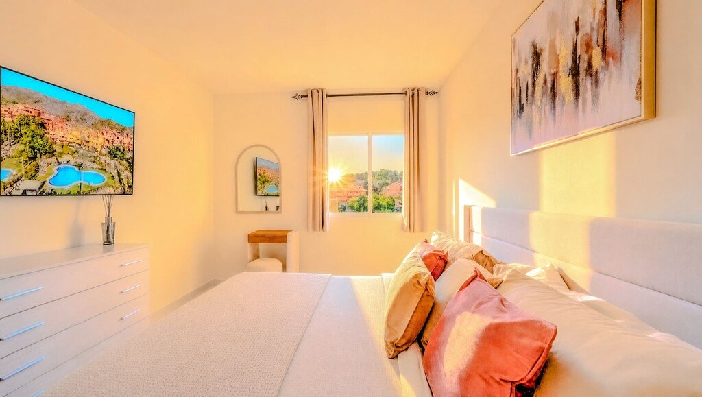 2 Bed Penthouse Duplex in Reserva de Marbella