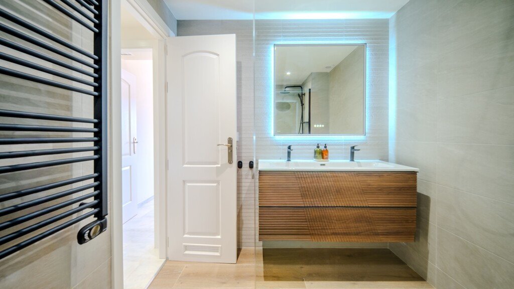 2 Bed Penthouse Duplex in Reserva de Marbella