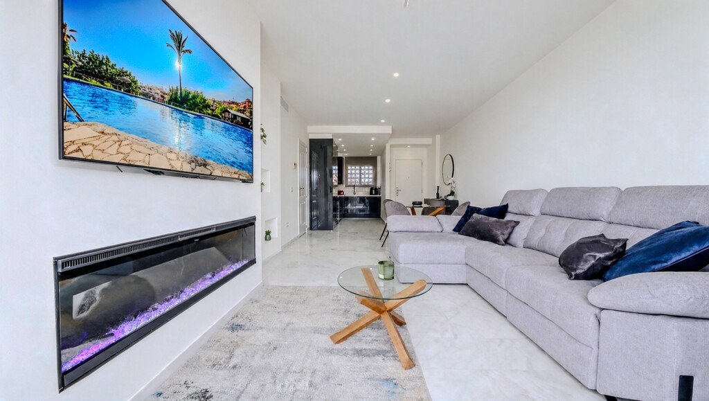 2 Bed Penthouse Duplex in Reserva de Marbella