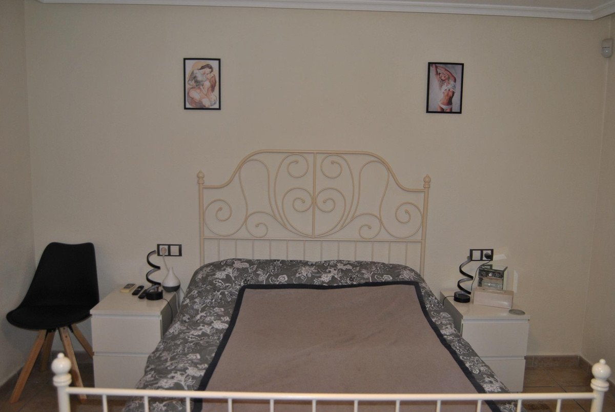 4 Bed Detached Villa in Orihuela Costa