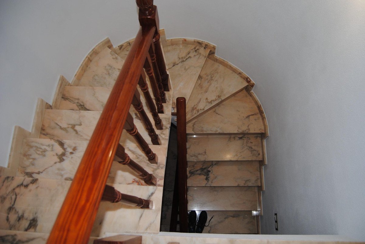 4 Bed Detached Villa in Orihuela Costa
