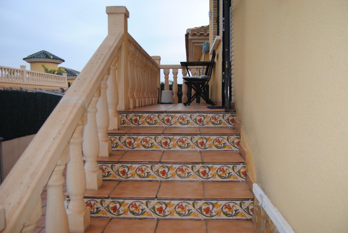4 Bed Detached Villa in Orihuela Costa