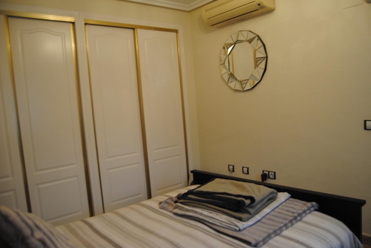 4 Bed Detached Villa in Orihuela Costa