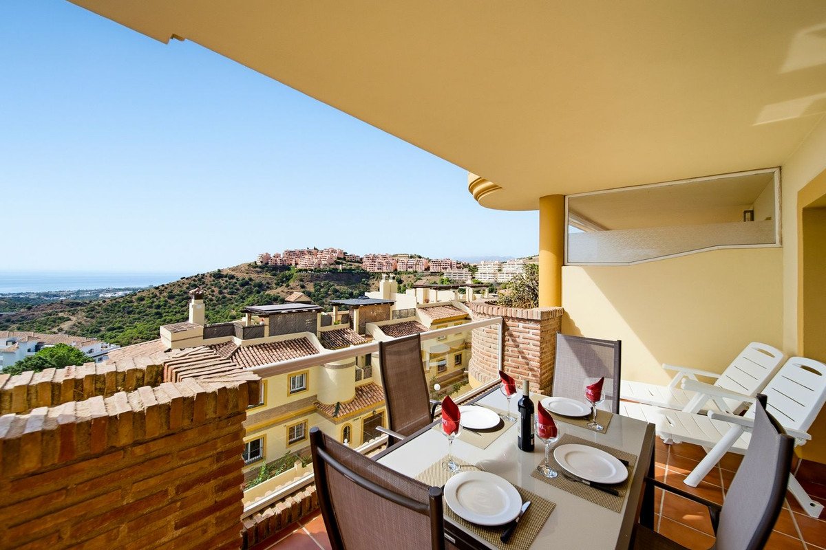 3 Bed Ground Floor Apartment in Calahonda