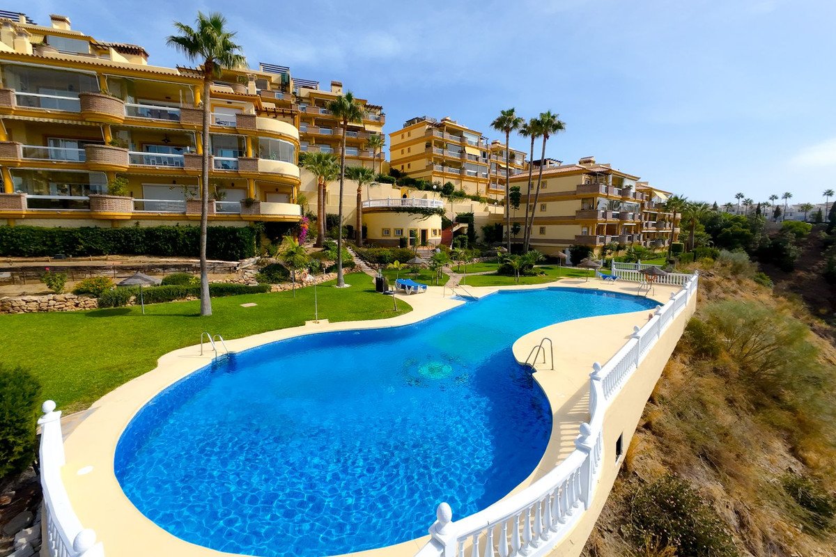 3 Bed Ground Floor Apartment in Calahonda