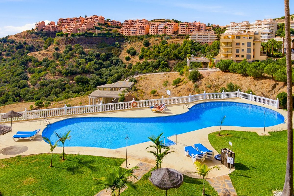 3 Bed Ground Floor Apartment in Calahonda