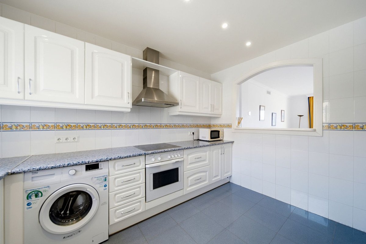 3 Bed Ground Floor Apartment in Calahonda