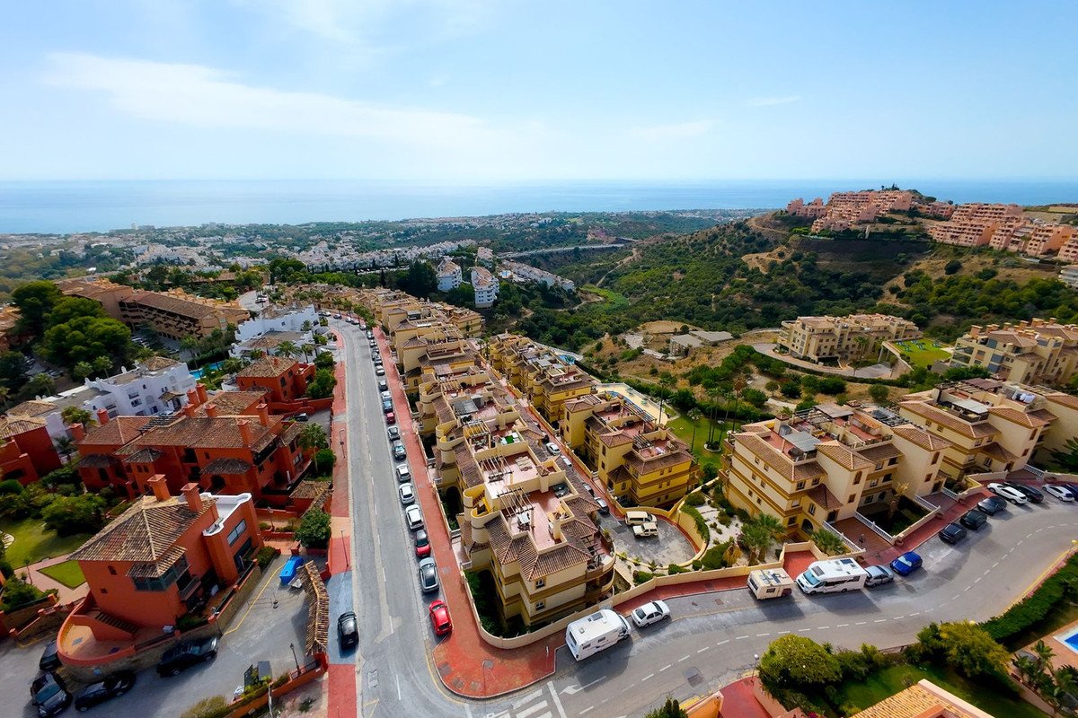 3 Bed Ground Floor Apartment in Calahonda