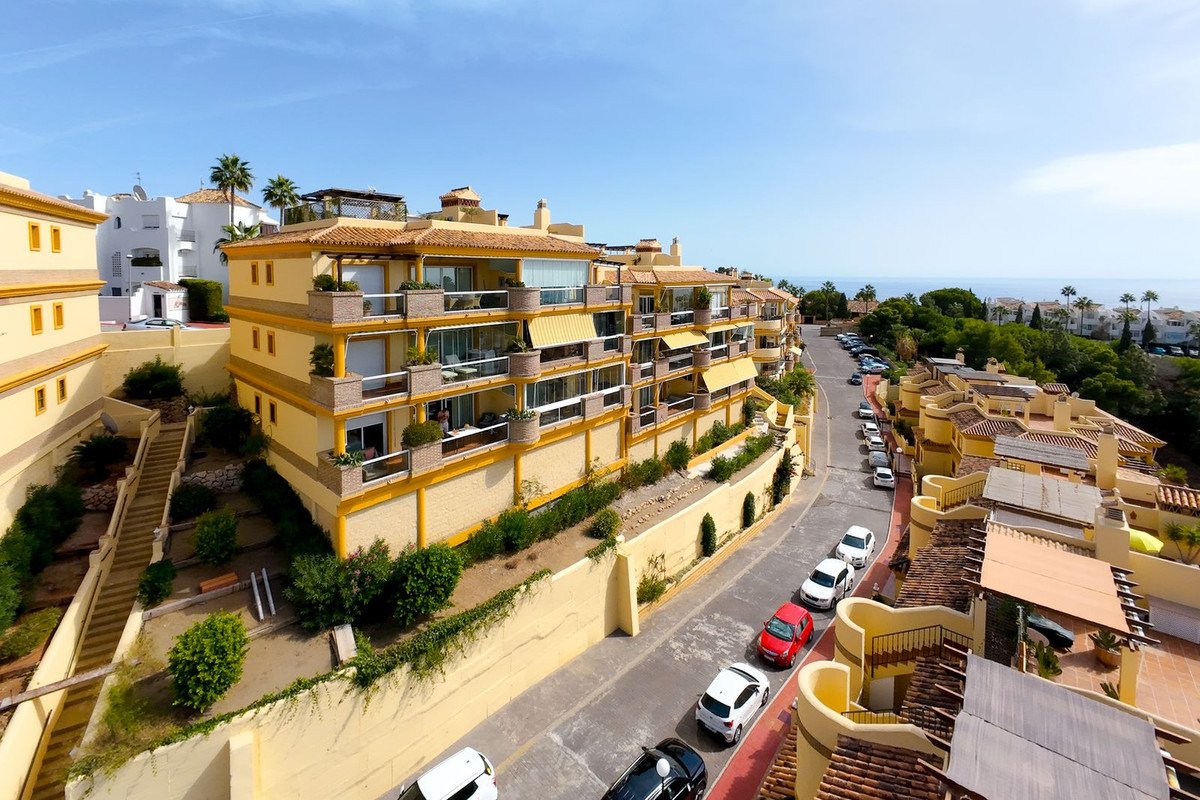 3 Bed Ground Floor Apartment in Calahonda