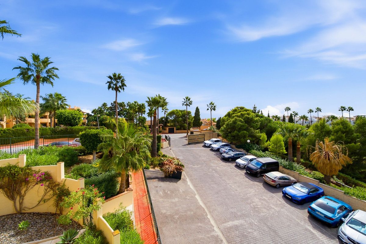 3 Bed Ground Floor Apartment in Calahonda