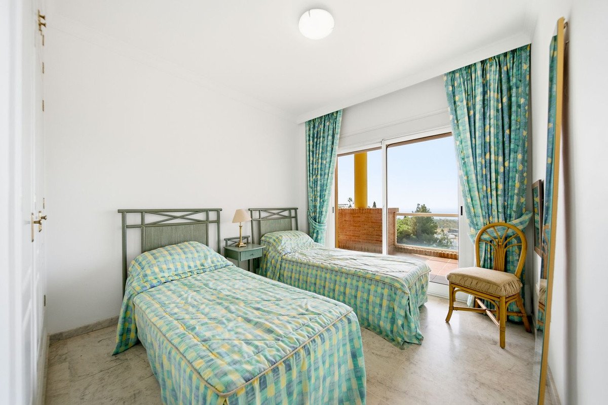 3 Bed Ground Floor Apartment in Calahonda