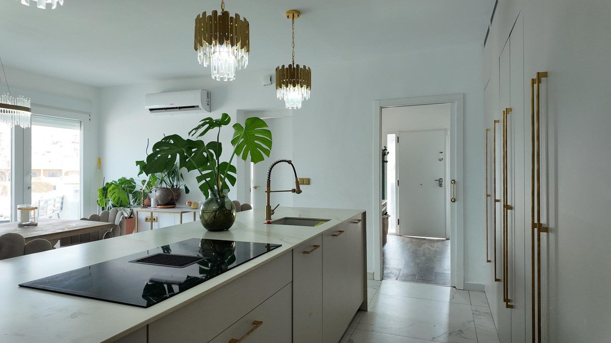 6 Bed Townhouse in Orihuela Costa