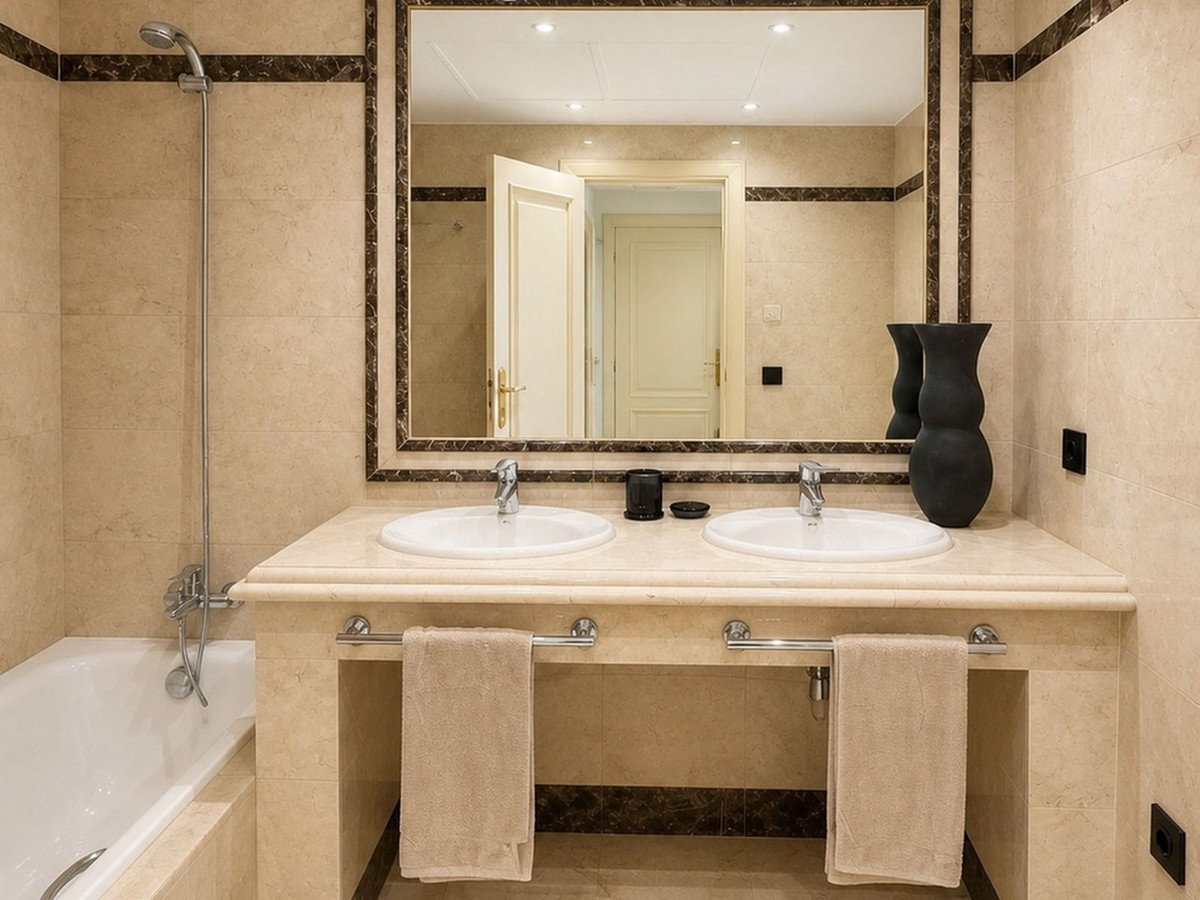 2 Bed Penthouse Duplex in Sierra Blanca