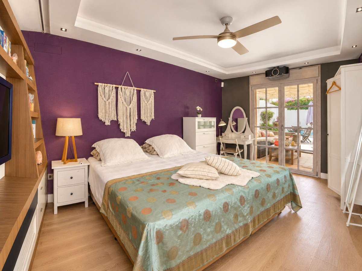 5 Bed Detached Villa in Atalaya