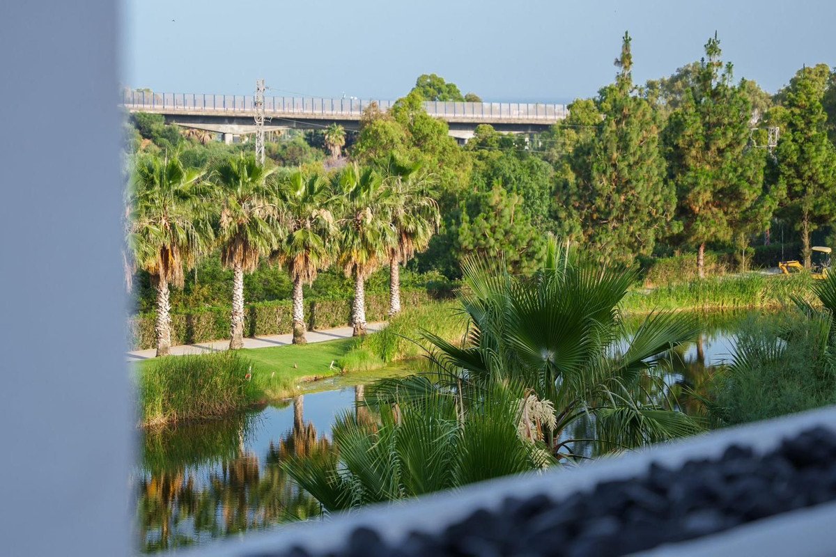 3 Bed Penthouse in La Quinta