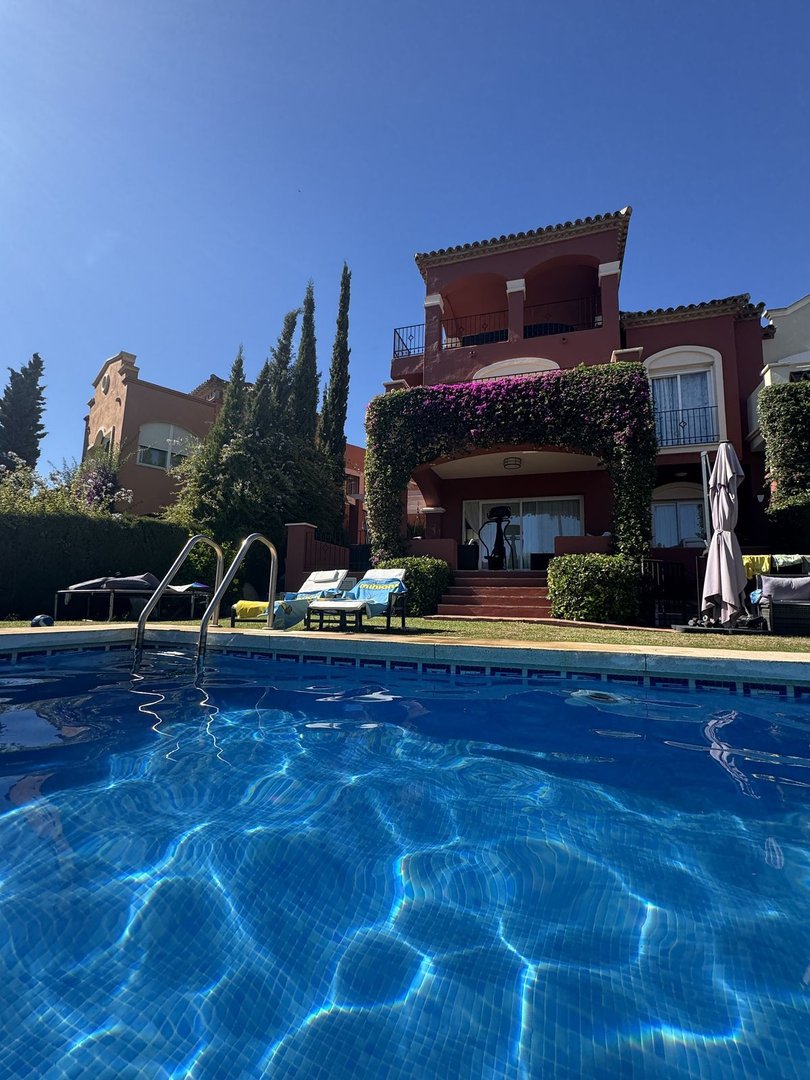 5 Bed Detached Villa in Puerto Banús